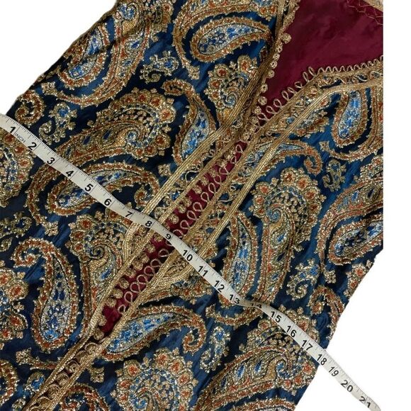 Blue Paisley Kaftan with Metallic Gold Brocade - Picture 8 of 15